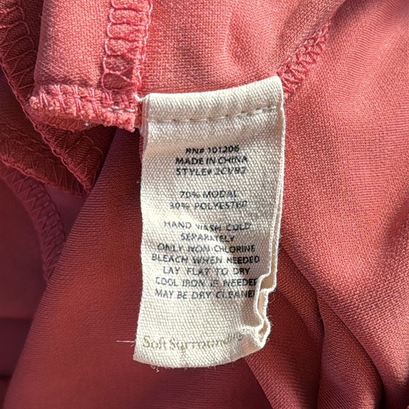 Soft Surroundings Women’s Large Long Sleeve Tunic Top Pockets Relaxed Fit - Picture 6 of 7